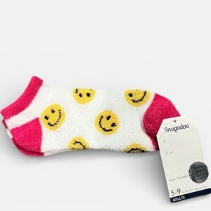 5/$25 Snugadoo Women's Smiley Face Ankle Socks - Pink and White